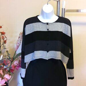 NWOT Tara Vao Women’s Crew Neck Short Knit Sweater Batwing Sleeve M